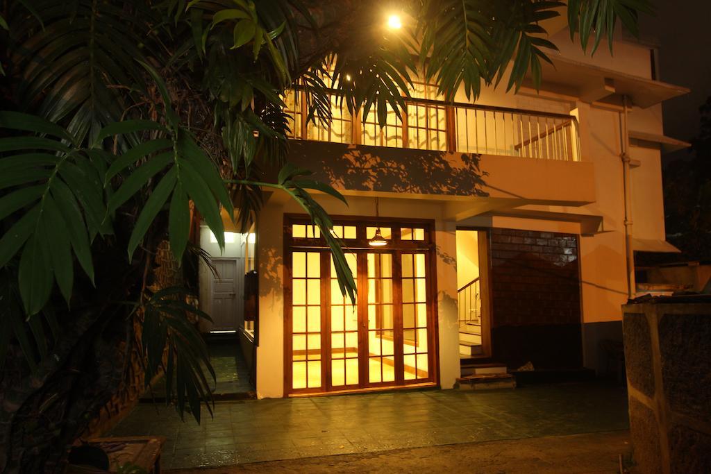 The Pear Tree Bed and Breakfast Shillong Buitenkant foto