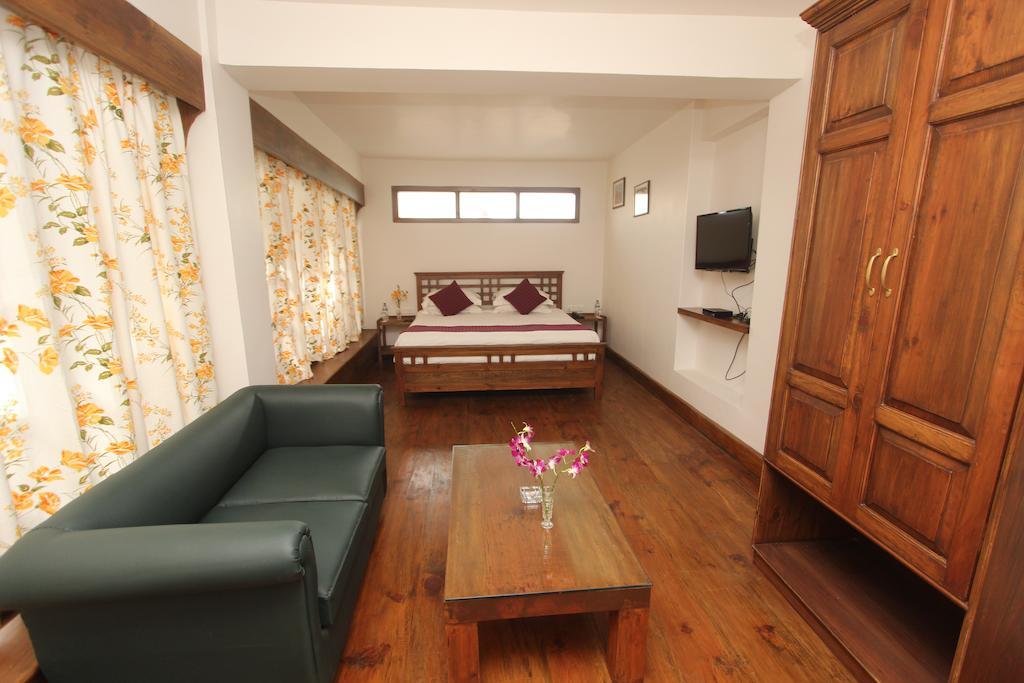 The Pear Tree Bed and Breakfast Shillong Buitenkant foto