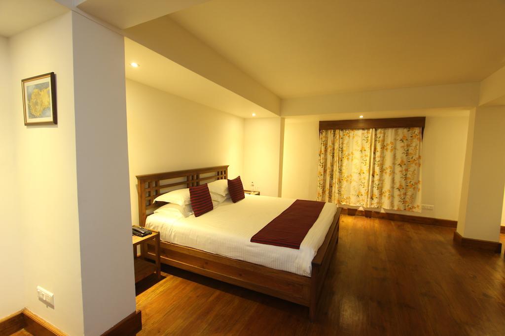 The Pear Tree Bed and Breakfast Shillong Buitenkant foto