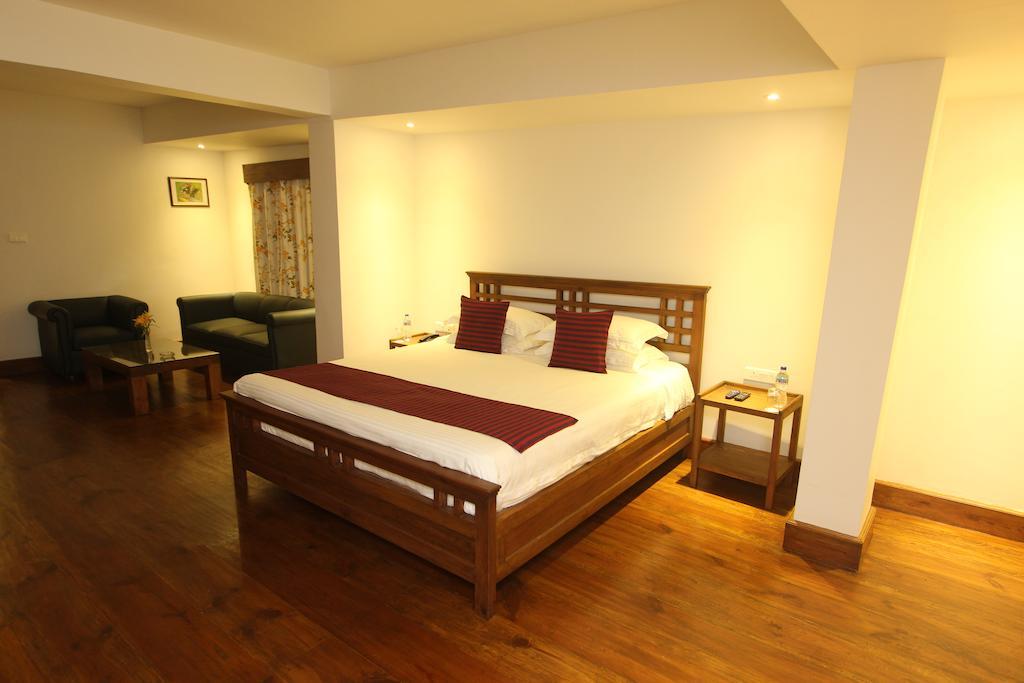 The Pear Tree Bed and Breakfast Shillong Buitenkant foto
