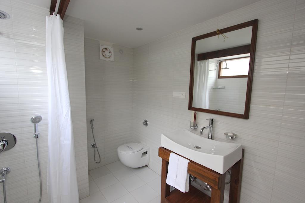 The Pear Tree Bed and Breakfast Shillong Buitenkant foto