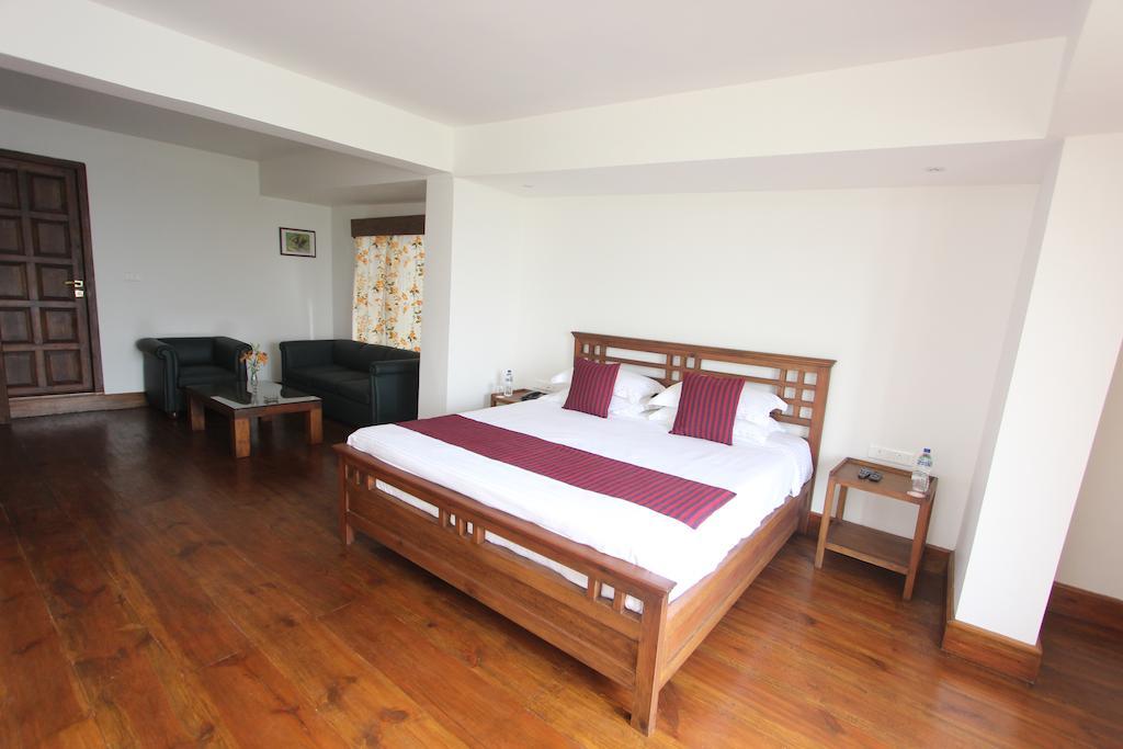 The Pear Tree Bed and Breakfast Shillong Kamer foto
